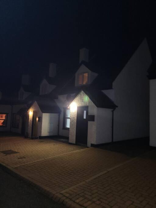 Cottage By The Sea Greencastle Greencastle  Exteriér fotografie